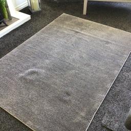 Silver grey carpet.Only been down in the living room a month.Selling due to needing a bigger one.
Size 133x185cm
COLLECTION ONLY from LS26