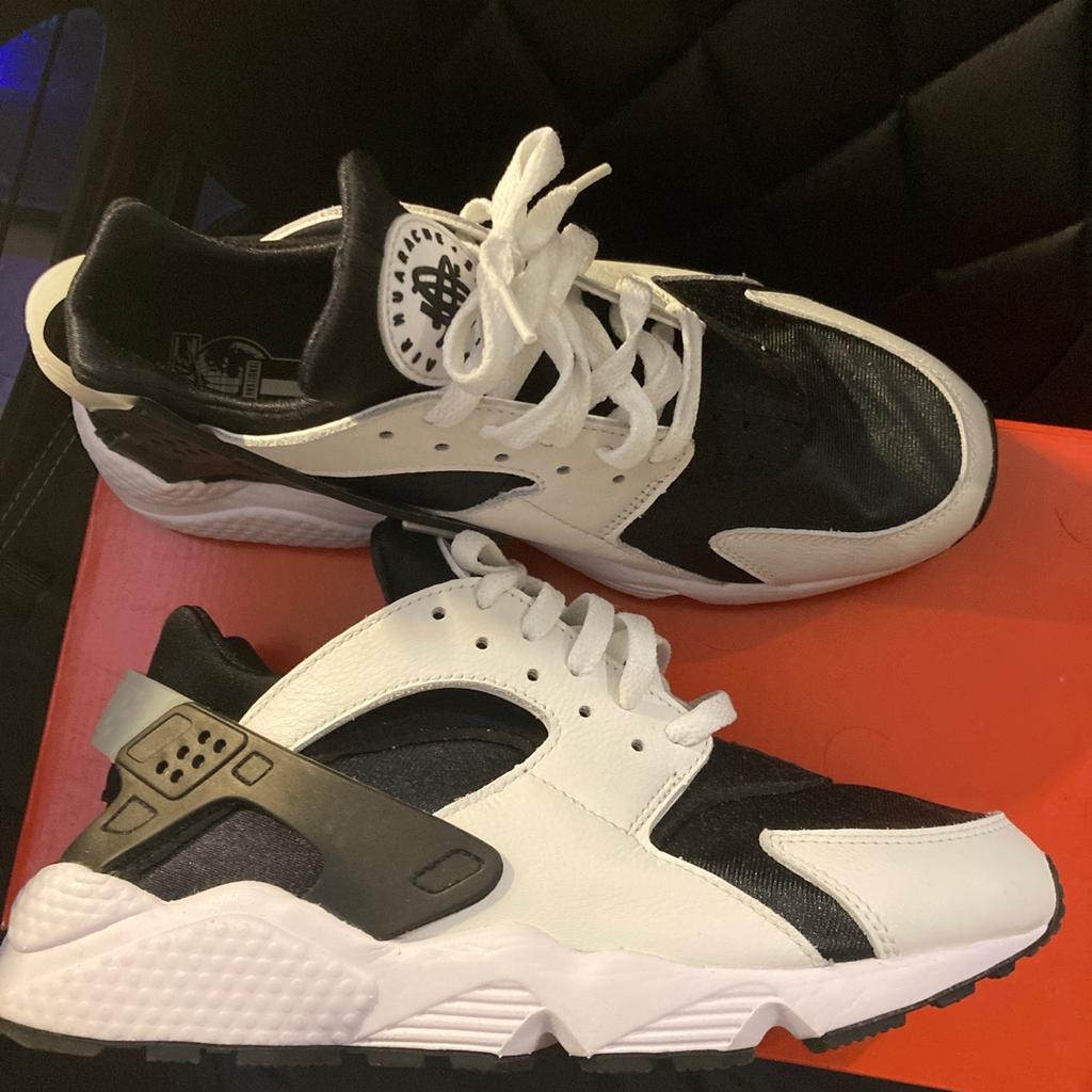 Huarache 42 clearance