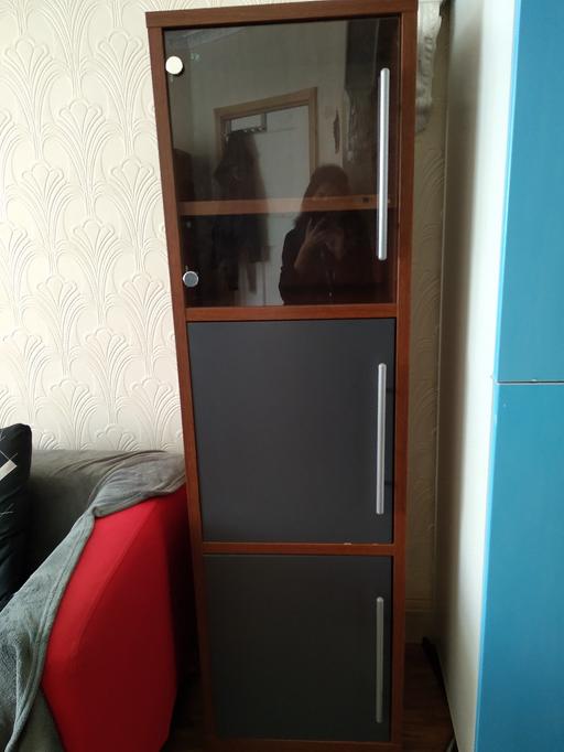 Buy & Sell Edmonton North London - Photos for Wooden display cabinet