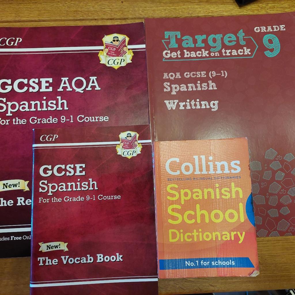 Selection of AQA Spanish books/workbooks ect and a dictionary
Used condition may have writing in parts
From smoke and pet free home
Collection oakworth or keighley centre