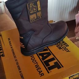 brand new steel toe cap boots size 9
