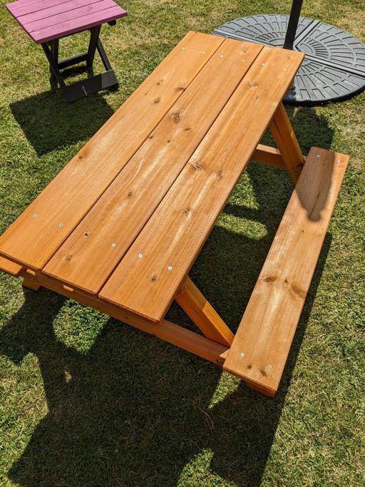 Buy & Sell Kent Maidstone - Photos for Childrens Wooden Picnic Table