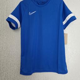 Boys Nike brand new tshirt aged 12-13 
no posting x