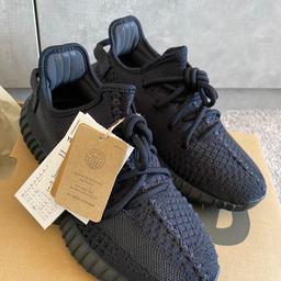 YEEZY BOOST 350 V2

Colour: Onyx/Onyx/Onyx

Size: 4.5UK

Year: 2023

Purchased directly from Adidas.

Genuine, Brand New with Tags and Original Packaging

These are the latest version only released on 31/05/2023

Note: Adidas recommend ordering next size up when purchasing Yeezys, these are 4.5UK