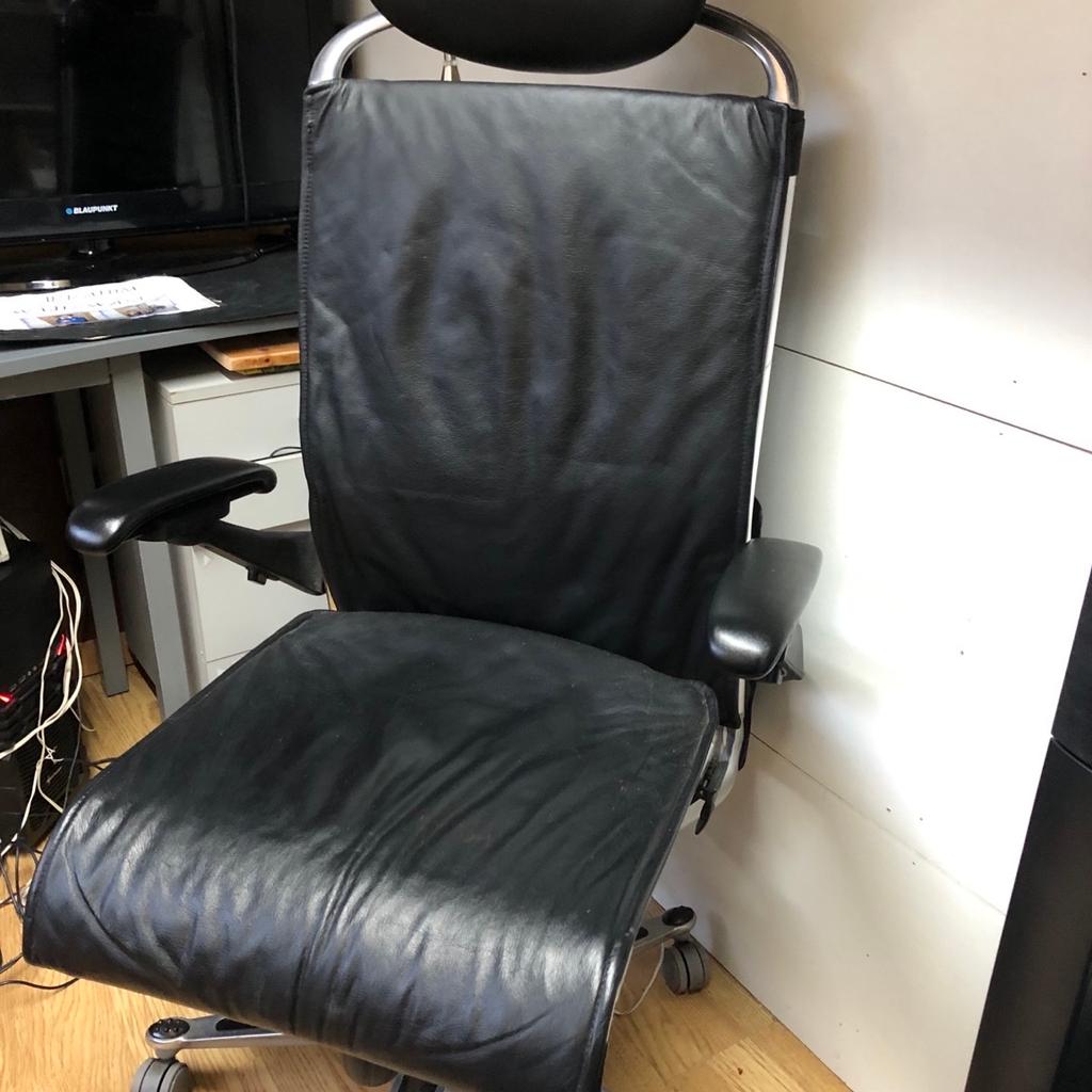 Real leather office chair
High quality