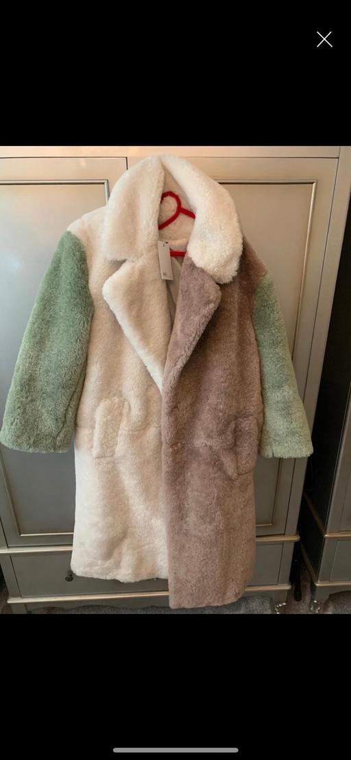 Buy & Sell Essex Basildon - Photos for Ladies coat