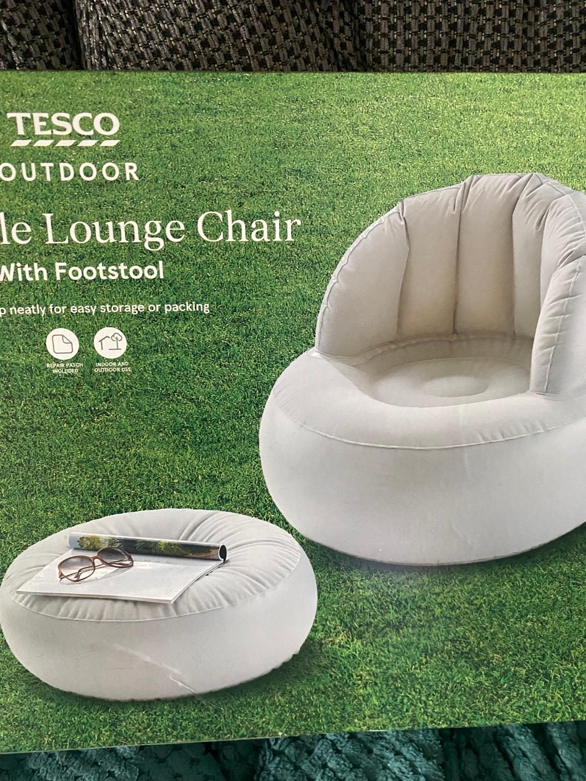 Inflatable lounge chair and foot stool in WV11 Wolverhampton für 12,00