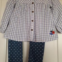 Lovely girls Outfit age 4 to 5, top Boots, jeans Heart print Denim and Co  good condition 
collection only WV14 8XD