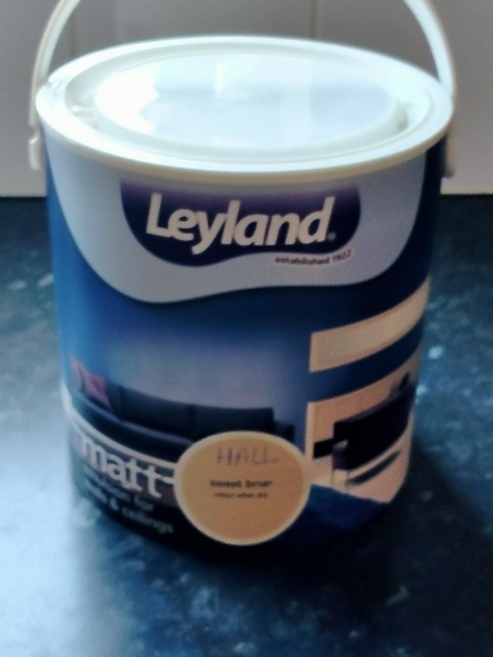 Leyland Matt emulsion in WV10 Wolverhampton for £8.00 for sale Shpock