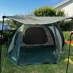 Gelert stratus 4 person 2room/2door tunnel
Like new
Everything included in good condition
Pegs
Hammer
Poles