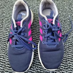 girls ladies trainers size 3 
no posting x