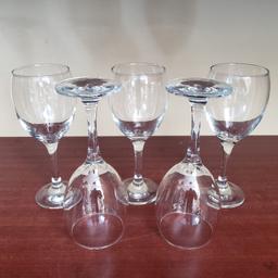 set of 5 clear wine glasses
collection from Slough SL1.