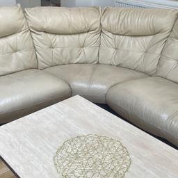 I have 2x corner sets
I have 2 x 3 seaters
I am also selling the real marble coffee table with the side tables
Changing the colour scheme
Selling at a bargain price
I have paid over £2000 for each sofa
Buyer to pick up from harrow
No scams or email address For me to reply to
Genuine seller and need genuine buyer no scammers
All items individually priced 