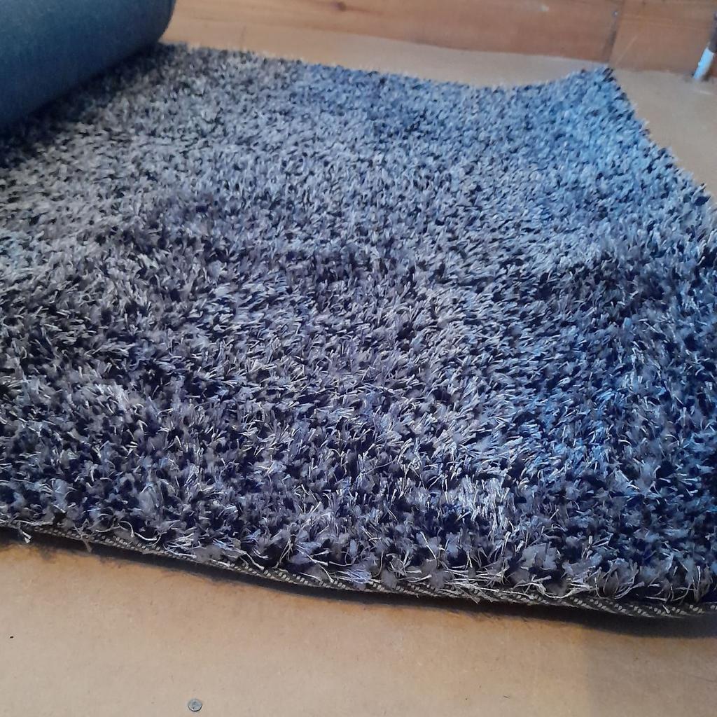 Good condition, though I would recommend hoovering it

▪ Brand = Flair Rugs
▪ Design = Vista
▪ Composition = 100% polyester
▪ Grey mix
▪ From an office that I closed down
▪ Approx measurements = 155 x 82cm
▪ If want more pictures or have any questions, please ask

No offers, fixed price + cash on collection = M34 postcode

-
-
-

collection collect pick up manchester droylsden audenshaw openshaw denton ashton reddish clayton beswick ancoats hyde stalybridge failsworth tameside dukinfeld stockport bolton longsight oldham glossop salford ancoats middleton rochdale sale cheshire stretford trafford fallowfield prestwich moston didsbury chorlton swinton worsley wythenshawe burnage farnworth mossley cheetham leigh royton bury warrington wigan altrincham grey carpet grey rug carpet shaggy rug floor flooring carpets furnishing decor high pile small rugs