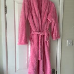 Marks& Spencer’s Girls Dressing Gown
Size 13-14 Colour pink
Can Deliver if reasonable distance also to Dewsbury