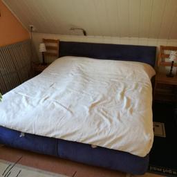 Französisches Doppelbett
Größe 160x200 cm

Inkl. Lattenrost und Matratzen

Aufklappbar, mit viel Stauraum.

Selbst Abholung