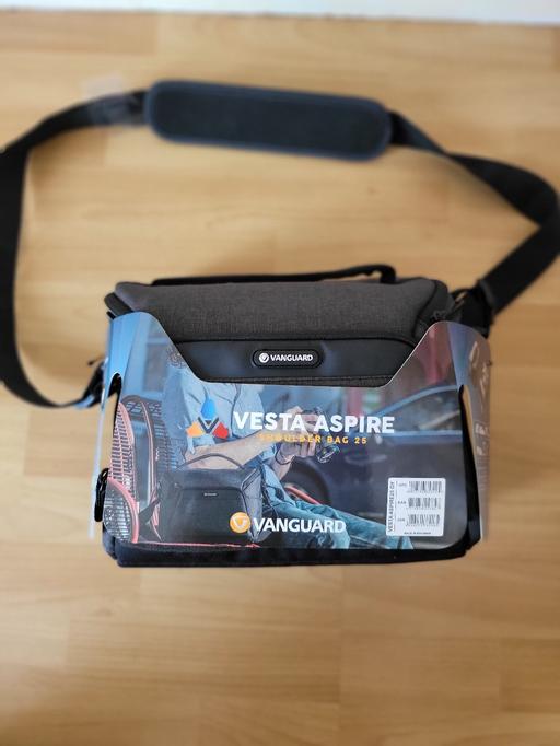 Buy & Sell West London Hounslow - Photos for Vanguard Shoulder Camera Bag