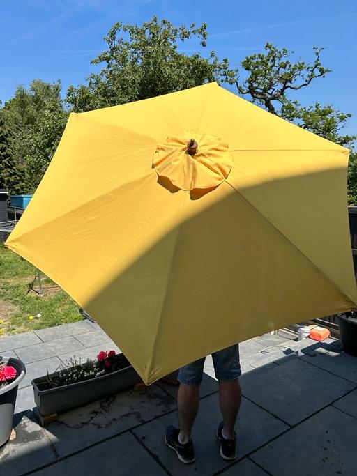 Buy & Sell South West London Kingston upon Thames - Photos for Bright Yellow Traditional Wood Parasol