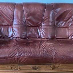 3&2 SOFAS MATCHING BROWN LEATHER WITH INTEGRAL DRAWER
2X MATCHING BROWN LEATHER SOFAS COMES WITH INTEGRAL DRAWER.
ONE OF EACH TWO AND THREE SEATER.
APPROXIMATELY 6 YEARS OLD
IN GOOD CONDITION

DIMENSIONS:
3 SEATER
190CM WIDE 
90CM HIGH 
90CM DEPTH

2 SEATER 
140CM WIDE 
90CM HIGH 
90CM DEPTH

PLEASE RING 07548 853374

3&2 SOFAS MATCHING BROWN LEATHER WITH INTEGRAL DRAWER
£150.00

B&W BEDS 

Unit 1-2 Parkgate court 
The gateway industrial estate
Parkgate 
Rotherham
S62 6JL 
01709 208200
Website - bwbeds.co.uk 
Facebook - Bargainsdelivered woodmanfurniture
Free delivery to anywhere in South Yorkshire Chesterfield and Worksop on orders over £100
Same day delivery available on stock items when ordered before 1pm (excludes sundays)

Shop opening hours - Monday - Friday 10-6PM  Saturday 10-5PM Sunday 11-3pm