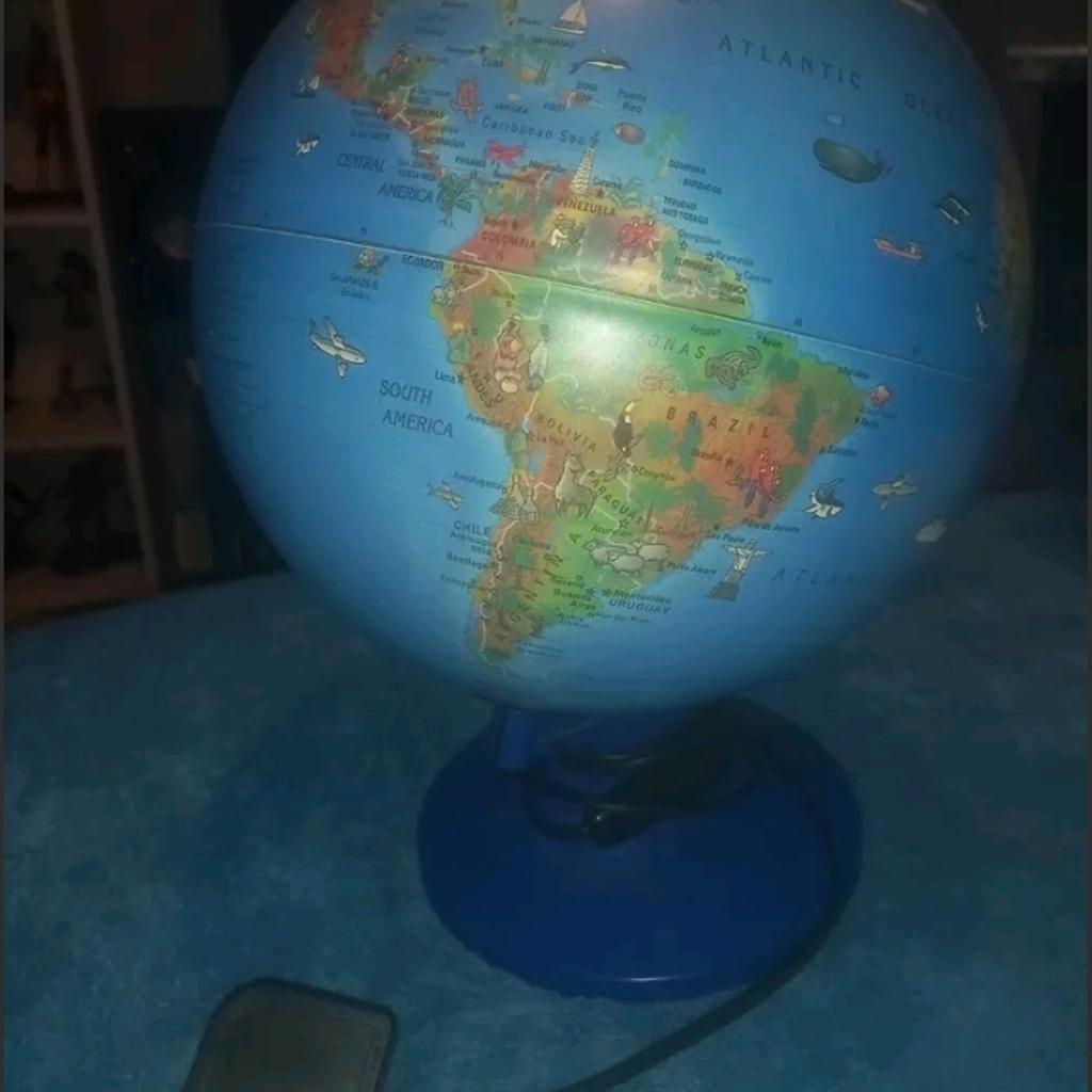 world globe light
lovely condition
