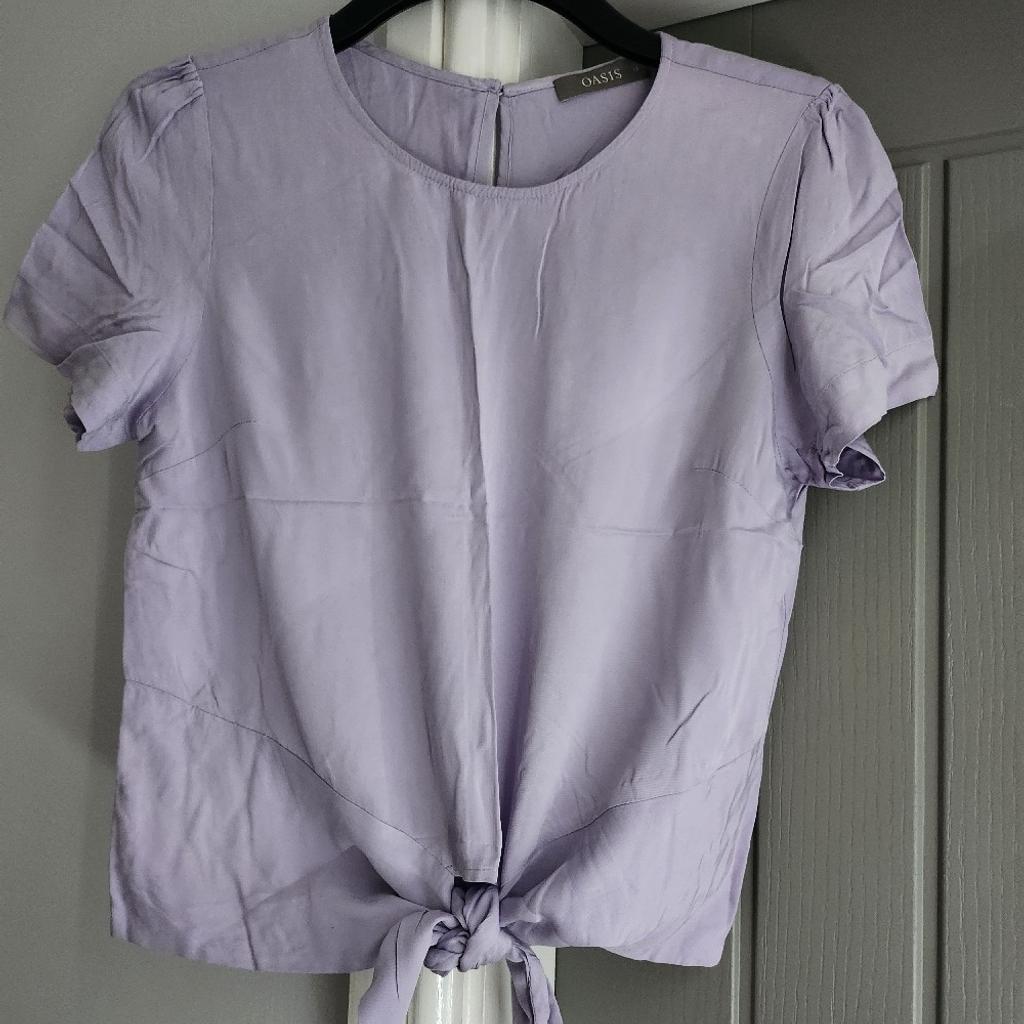 Ladies top
Oasis
Lilac
Size 12
Ties at the waist
Worn once