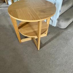 Round coffee/side table Oval vaneer