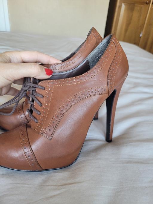 Buy & Sell West Midlands Wolverhampton - Photos for Tan shoes