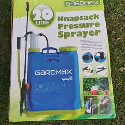 Hi a brand new Garden sprayer quite late capacity 20lts.No silly offers and no returns please take a look at my other items for sale thanks