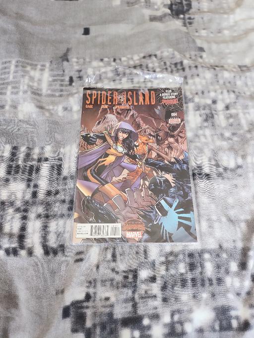 Buy & Sell West Midlands Walsall - Photos for marvel spider island comic