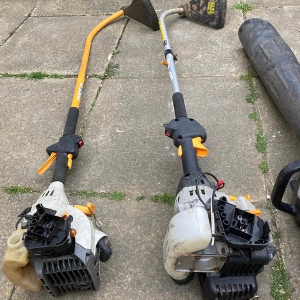 Selection of Untested Petrol Gardening Tools. Spares or Repair.

2 Ryobi Strimmers
1 Ryobi Leaf Blower

All motors are present and probably serviceable for someone who knows what they’re doing.
I have no idea if anything is wrong with any of them. Originally came as part of a job lot with other items.