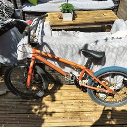 Amplitude 20 wave BMX bike, *sold as seen*. Rusty in places as it's been in the shed. Only selling as kids don't use it anymore. Needs a clean but a good bike
Also on other sites
Collection hoddesdon