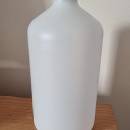 New 1litre/1000ml Technical Treatments Bottles.
Hard wearing, non compressable bottles.

High Density Polythene.
Suitable for most chemicals and Oils.

Tough plastic lid with insert for leakproof handling.
Easy poor, narrow neck.

Uses within the medical industry & Labs to hair salons and garages etc.

Ideal for commercial and all home use.

Easy to write on the bottle with a sharpie.

• Perfect for decanting from larger containers.
• Water and drinks storage.
• Taking extra oil in your car as a top up.
• Chemical storage.
• Safe Liquid transport as hard to pierce the bottle.

£2 each
Or
£1.50 each for 5 or more

Approx size
Height - 200mm
Diameter - 95mm
Neck diameter - 22mm
While stocks last.

Willing to post but please let me know how many first.
Thanks