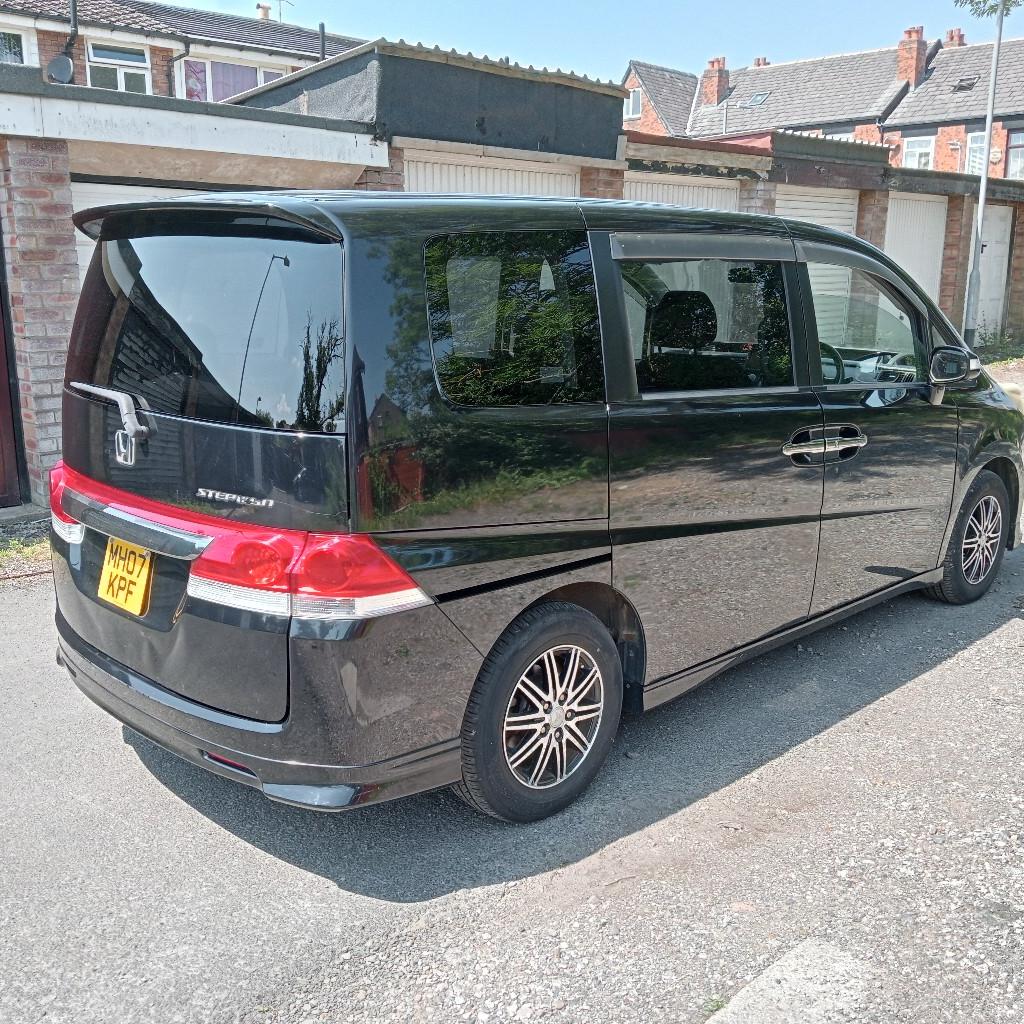 Honda stepwagon 2.0 VTEC automatic 8 seater one owner 133000 miles in km about 83000 in miles mot till next year Feb fully loaded spec auto sliding rear doors electric windows Aircon cd player starts drives perfect no knocks or bangs previously catalyst got stolen so straight pipe has been welded on so no risk of it being stolen again doesn't affect the car in anyway cars mechanically perfect viewing welcome