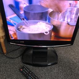 19 inch lcd tv good condition digital free view dvd / docking