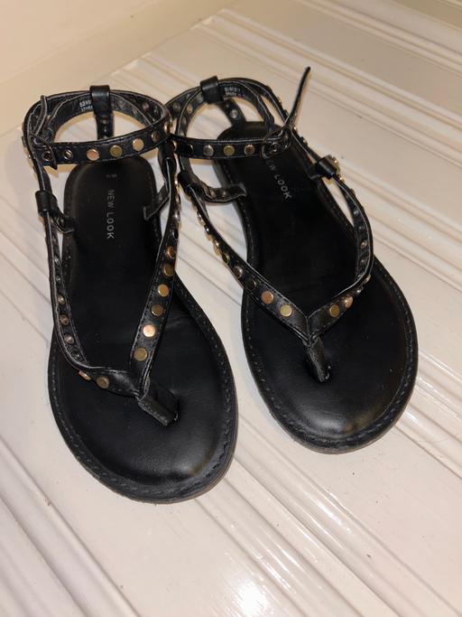 Buy & Sell West Midlands Birmingham - Photos for Black & gold sandals