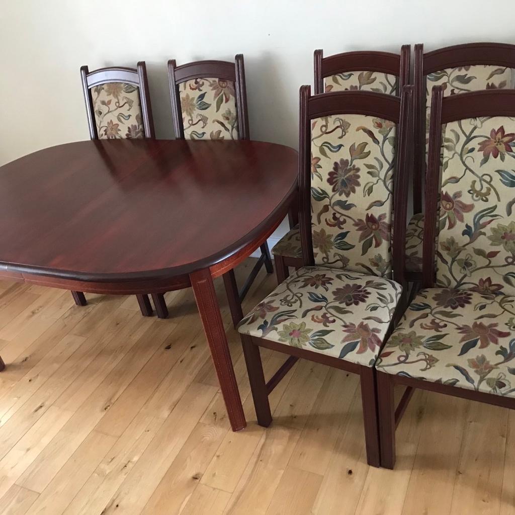Extending dining table with 6 chairs.
Table: H75cm, L150cm (ext 255cm) W105cm
Collection only.
Cash on collection.