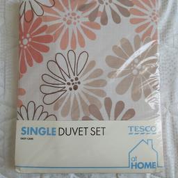 Tesco Bedding Floral Single Duvet Set 
New. Unused.