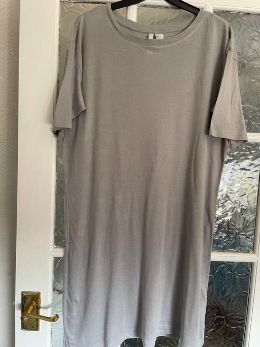 Buy & Sell South East London Crook Log - South East London - Photos for H&M Short Sleeve TShirt Dress size S