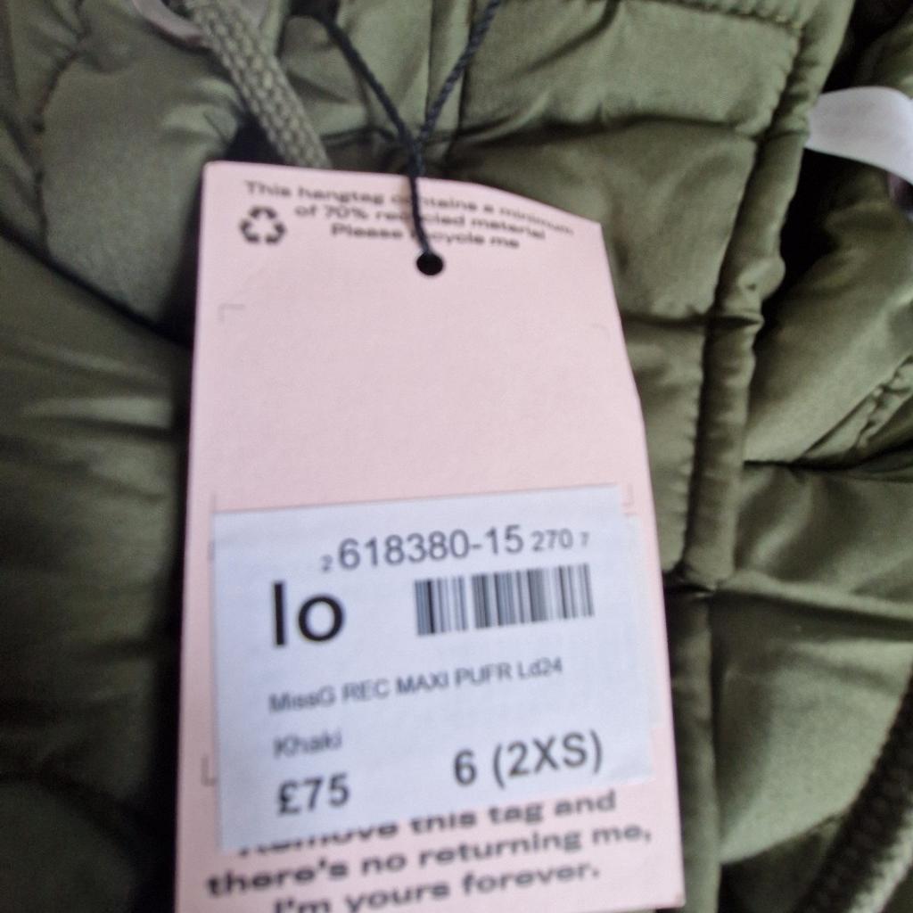 Missguided puffer hooded coat ladies
Brand New
Khaki

PICK UP ONLY