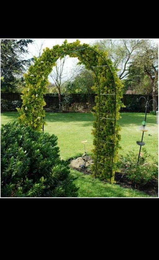 Buy & Sell North West London Hampstead - North West London - Photos for 2.4m Metal Garden Arch