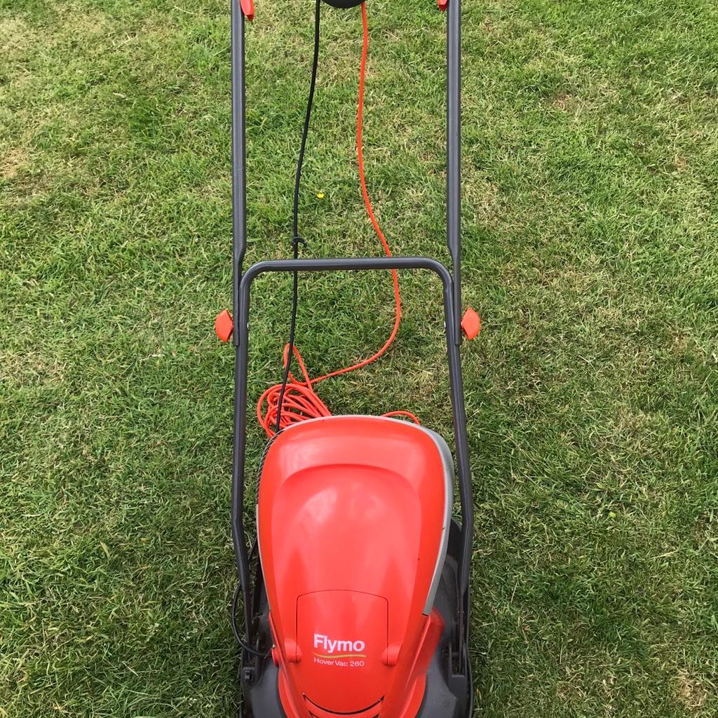 Flymo 260 Hover Vac Lawnmower in WV4 Wolverhampton für 60,00 £ zum ...