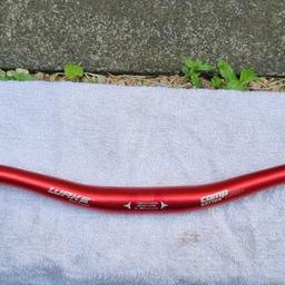 Bike/Bicycle Handlebars red
31.8 in good condition still with odi bar ends..
Can post or deliver for extra..