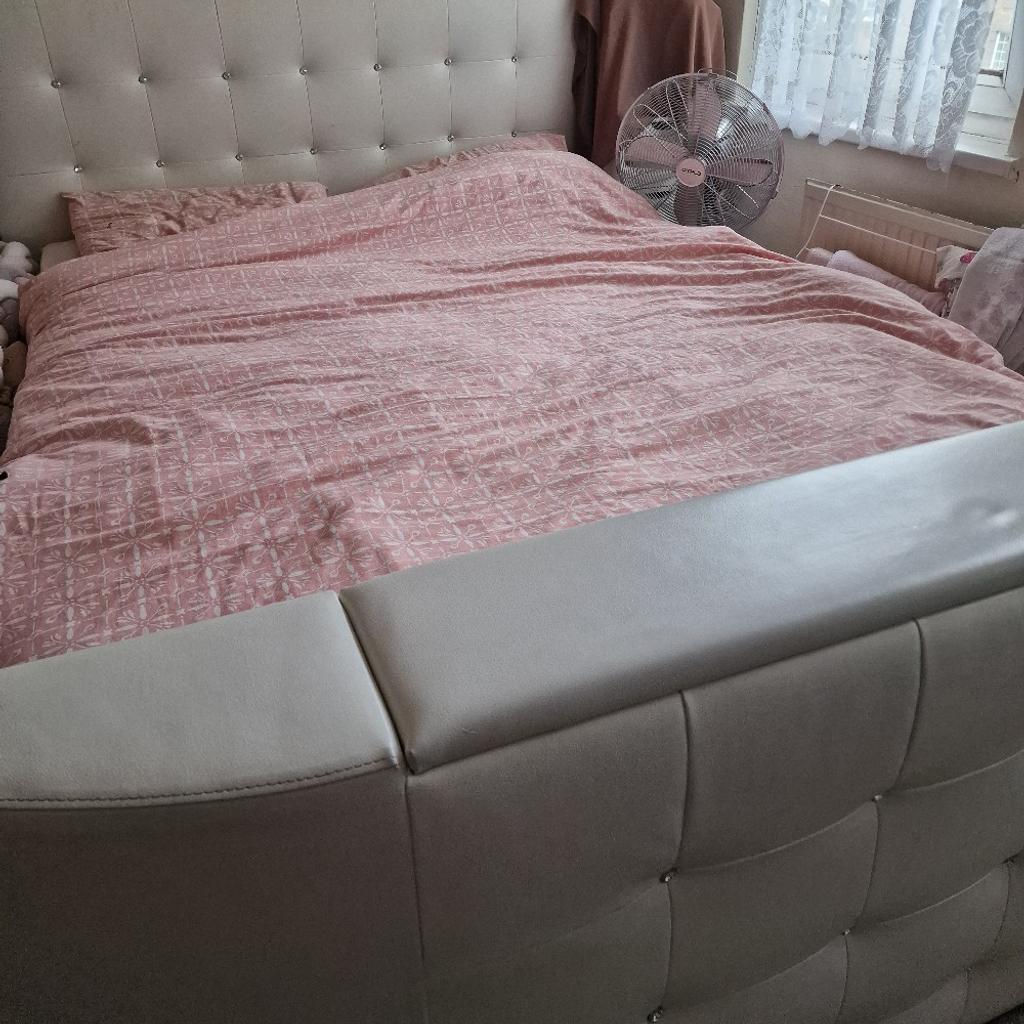 Amazing King Size TV Bed in EC4R London for £450.00 for sale Shpock