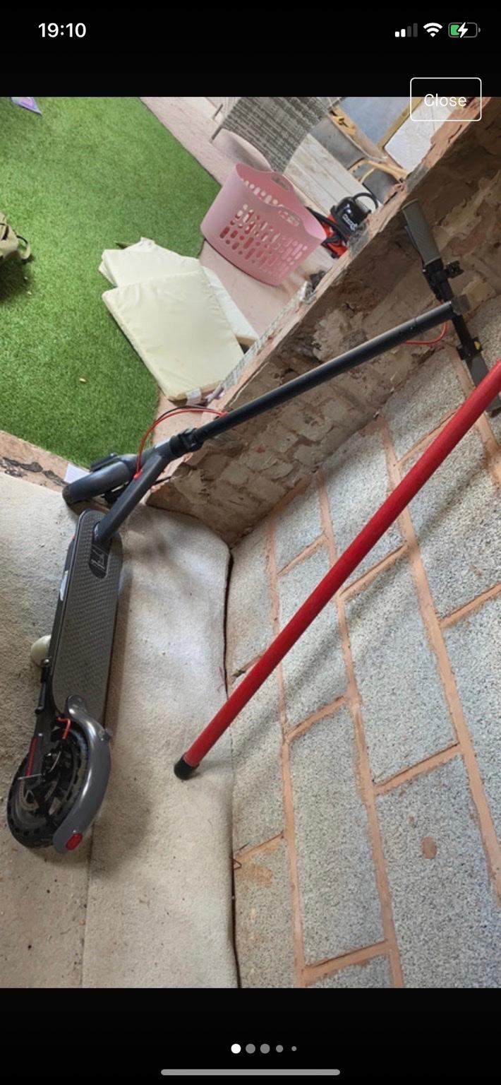 Aovo pro electric scooter in WS3 Bloxwich for £200.00 for sale | Shpock