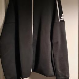 Adidas hoody size xxl in as new condition