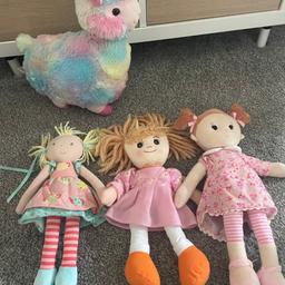 Rag dolls and a large llama! Good condition
