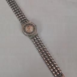 Swatch Ladies LK180 Church Bell Watch
in fabulous full working condition. see images for details. combined post available.