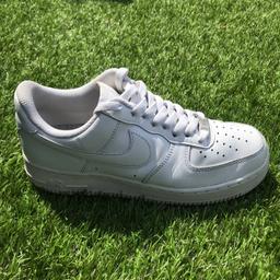 White trainers in a U.K. 7.
2022 version and have marks to the trainers.
The usual toe box etc but they have been stuffed with paper in order to bring them back to life.
Pls look at all of the pictures and ask any questions.

Model number CW2288-111.
Retails for £115 in JD SPORTS.