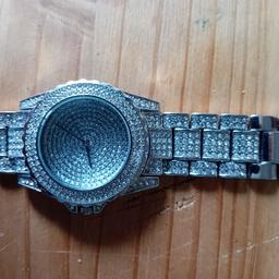 nice girls/ladies watch working just needs battery no offers collect only