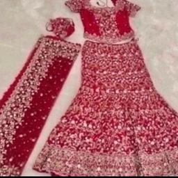 Deep Red
Heavy
Intricate detail with Swarovski crystal work
Fishtail skirt with attached underskirt
short sleeved blouse
Net dupatta
Purse
Size 10/12 can be adjusted
Worn for few hours
Collection only